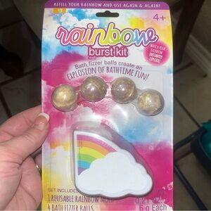 Rainbow Gold and White Bath Fizzer Balls Explosion